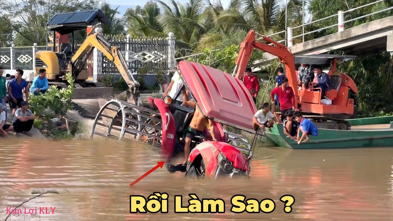 Chuẩn Bị Chuyển Máy Cày Đi Làm Việc Thiện, Bất Ngờ Tài Xế Chạy Luôn Xuống Sông. 