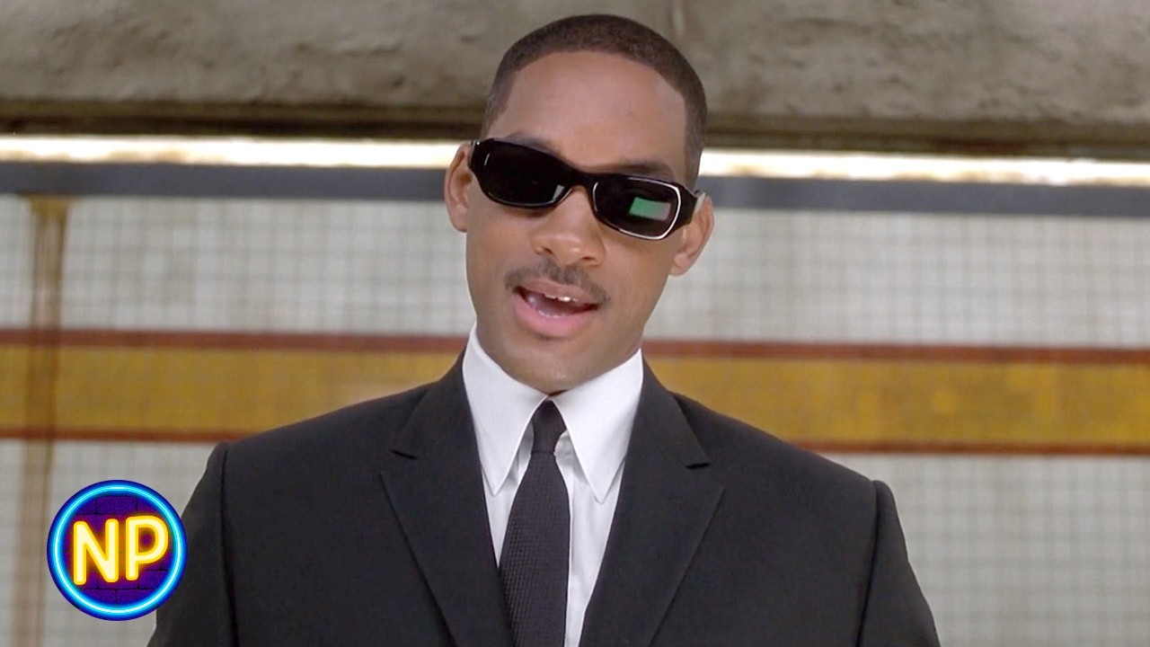 The First 10 Minutes of Each Men in Black Movie
