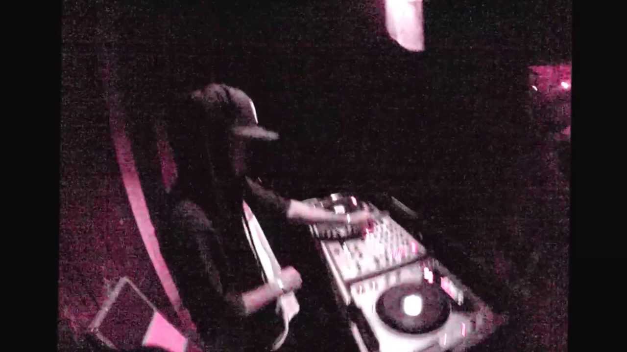 JahAron Raz .. on the 1z and 2z! ..Hermandad Rasta Sound. D.F Mexico ...