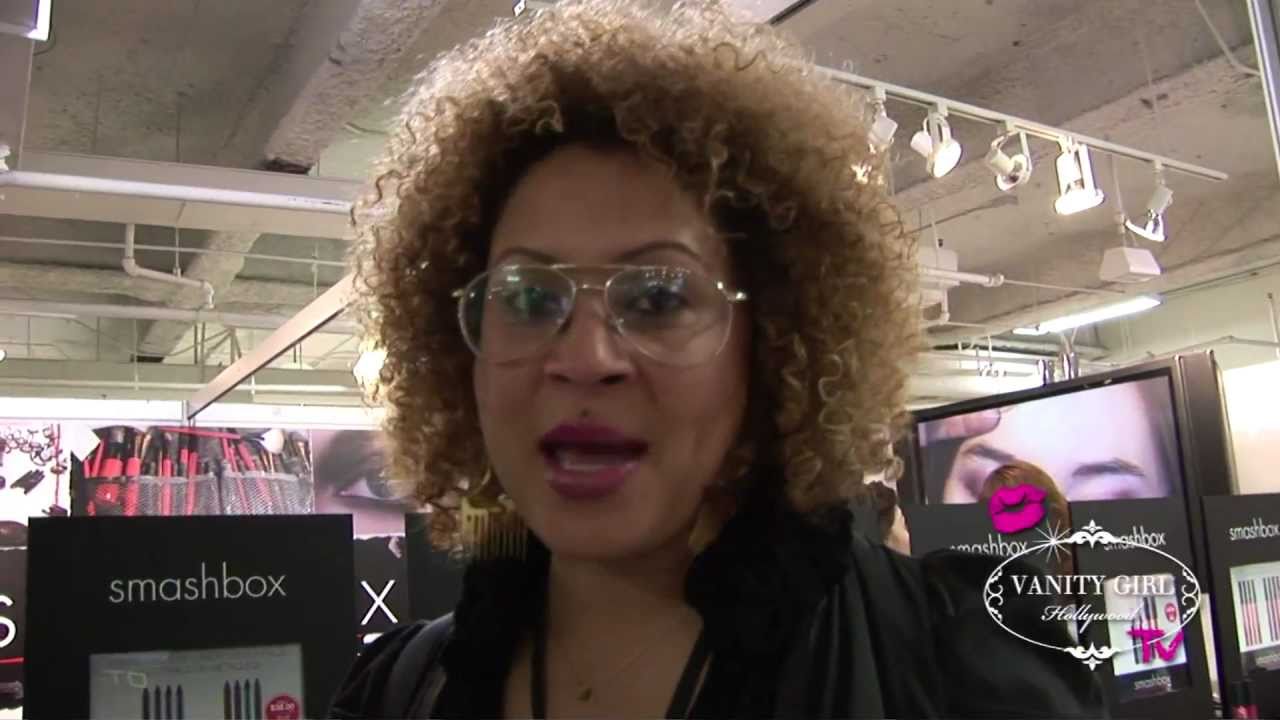 Vanity Girl TV | Smashbox Cosmetics