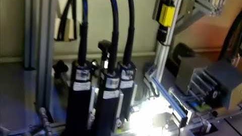 23   SanTuo Sandwich Label Labeling Machine Video 三拓三明治贴标机  加片尾