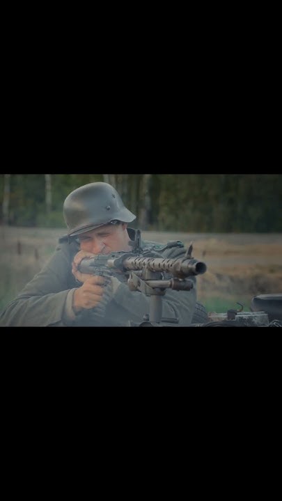 Перестрелка в деревне, июль 1941. - YouTube