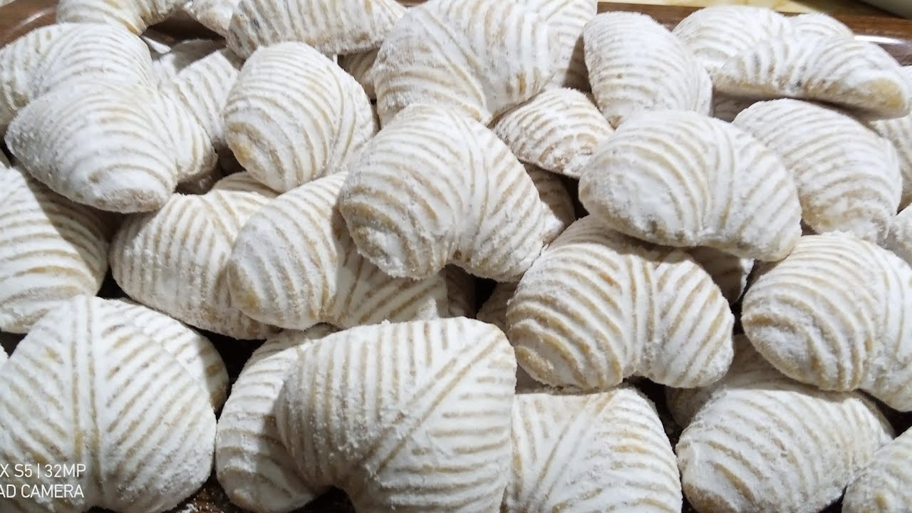 حلوة التمر بابسط طريقة كتجي هشيشة ولذيذة