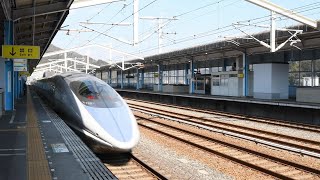 新岩国を発車する500系電車