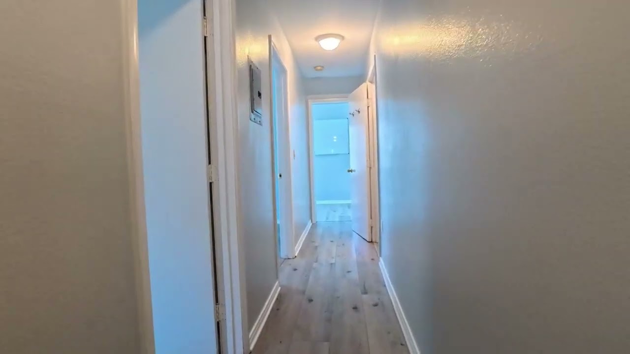 1220 W 27th St, Los Angeles, CA 90007