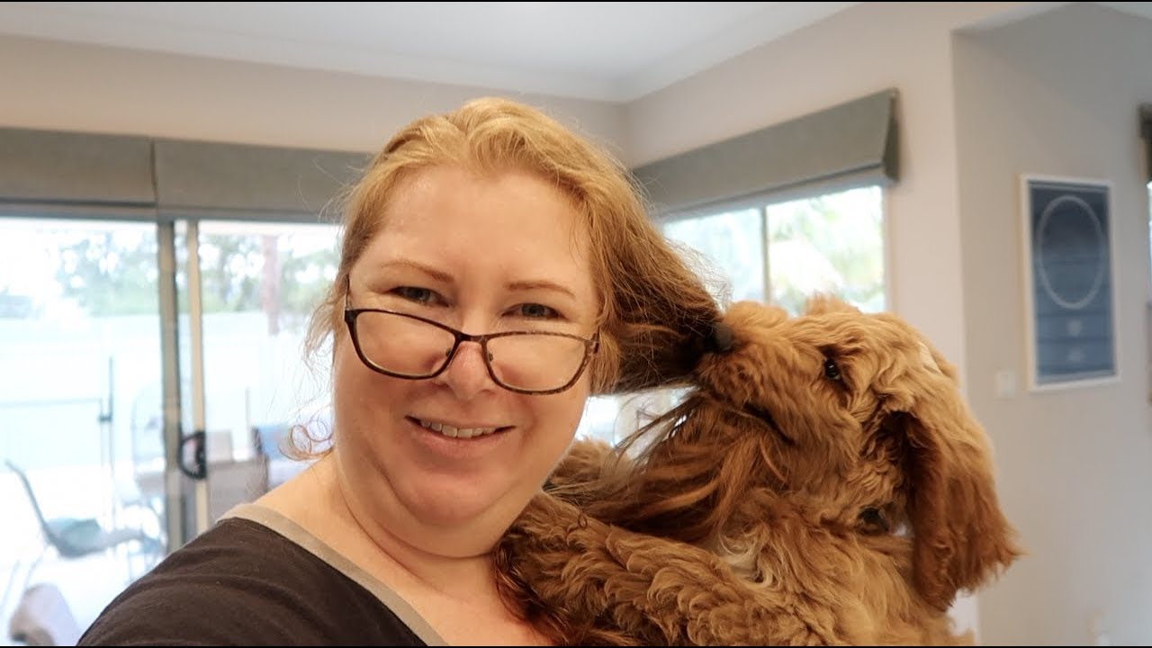 Life with a puppy (& food prep) : VLOG - 25th March, 2019 - YouTube
