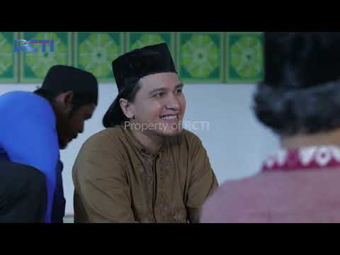 Cucu massages Entut's calf and teases him about it | DUNIA TERBALIK - EPS 454-455-PART 11