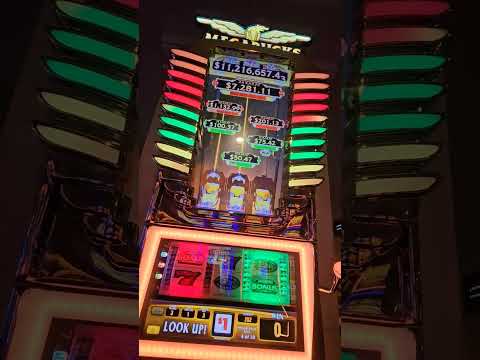 FIRST SPIN Jackpot on the New NFL Overtime Cash! #slots #casino #lasvegas