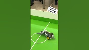 Pitazo inicial mundialito de fútbol con Robots