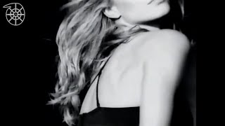 Body By Victorias Secret 1 Seamless Bra, 5 Seamless Ways Ad 2002