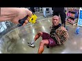 When Dumb Shoplifters Get Caught Red-Handed On Camera