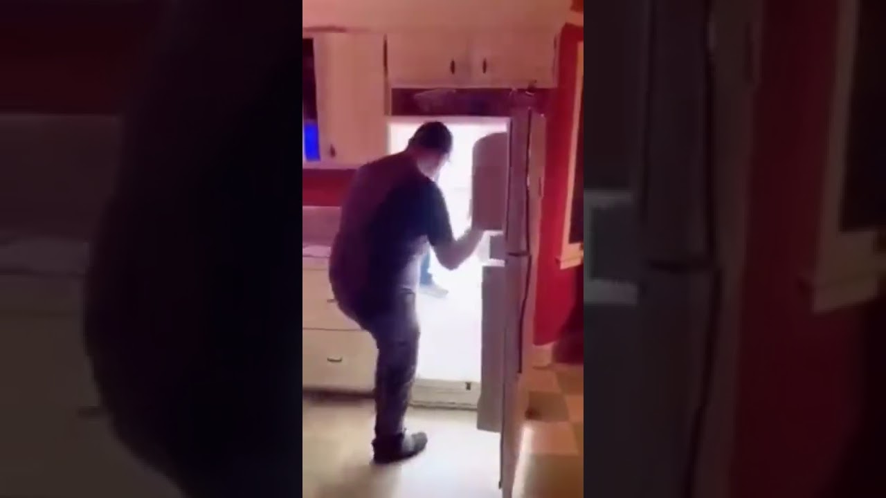 outdoor fridge fanny 😂😂😂