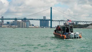 2 Day Adventure on the DETROIT RIVER (Baked Walleye Catch and Cook)