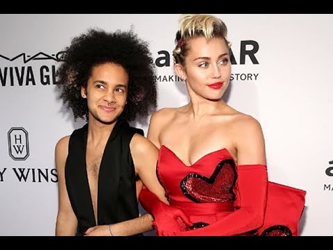 Miley Cyrus tuvo como cita a persona de género neutro