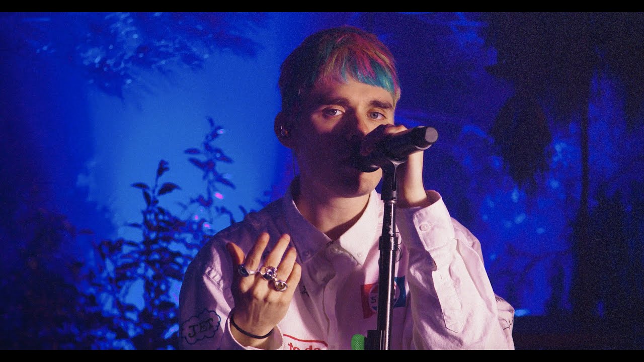 Waterparks Snow Globe (The AntiTour Performance) YouTube