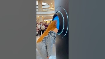 Dubai’s Newest AI Salon Robot Will Shock You AI Instant Curl Machine 4.0 💇‍♀️ Dubais Future Is Here