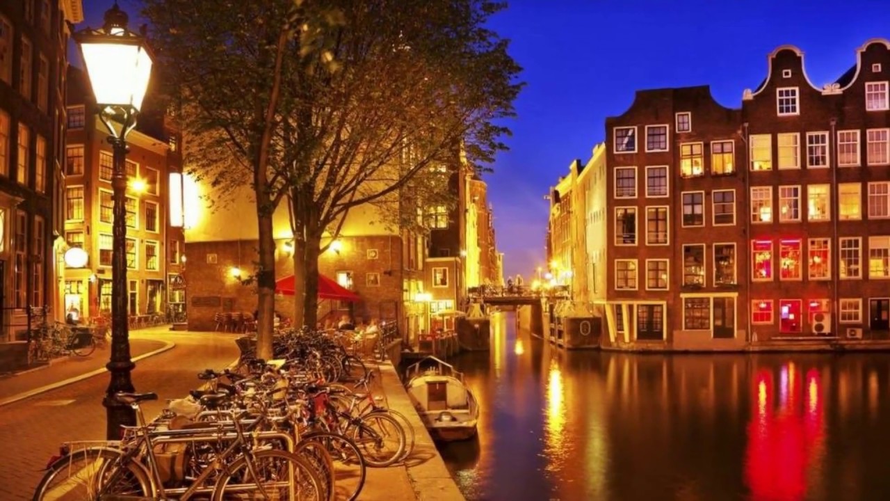 Frameless Sample Video - YouTube