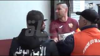 شاوشي ينفجر غضبا في وجه أحد المصورين