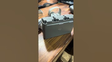 Why is the last light on the DJI battery charging hub blinking? #dji #problem