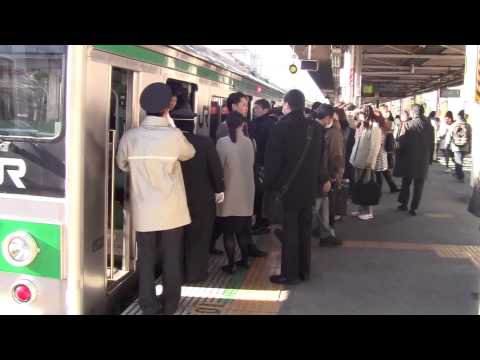【埼京線】205系板橋上り 詰め込み入線発車 男性車掌の発車メロディ