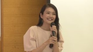 俳優と一級建築士の”二刀流”田中道子氏 オープンキャンパスで講演「資格取得で可能性広がる」 UXニュース8月26日OA