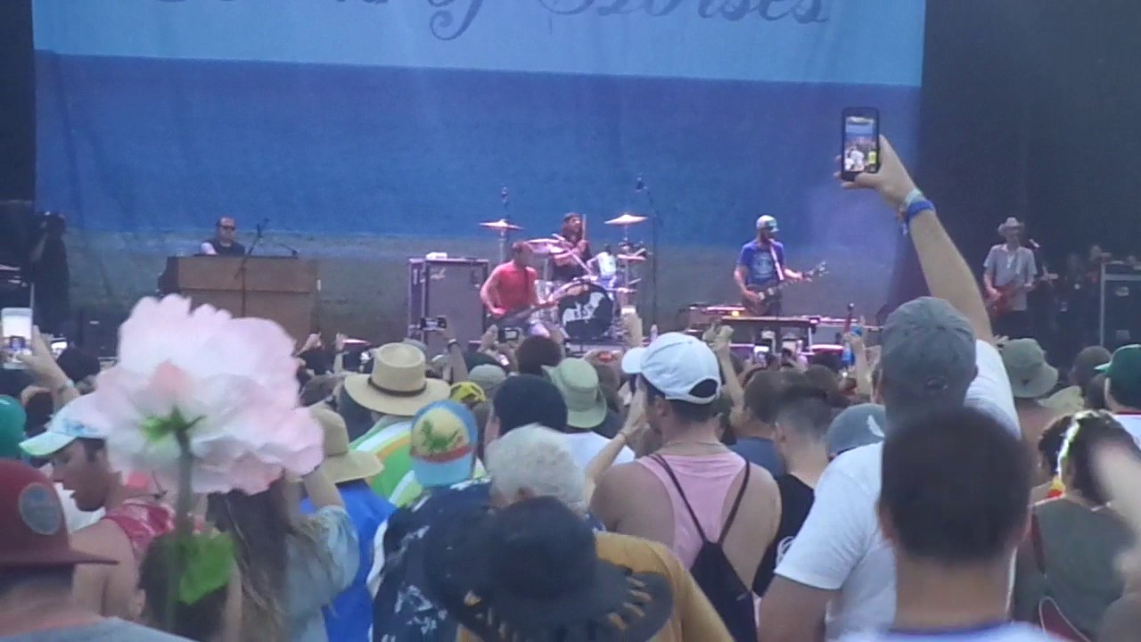 Band of Horses The Funeral(Live Hangout Fest 2017) YouTube