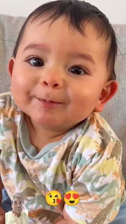 Cute Baby 1st Time Papa Vs Mama Talking😝💕#youtubeshorts #shortsviral #mama #papa #funny #viral