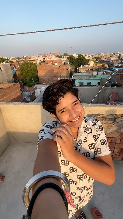Chote ki maine patang thod li 🥰maje aagaye 😂#kiteflying #loot 💰#shorts