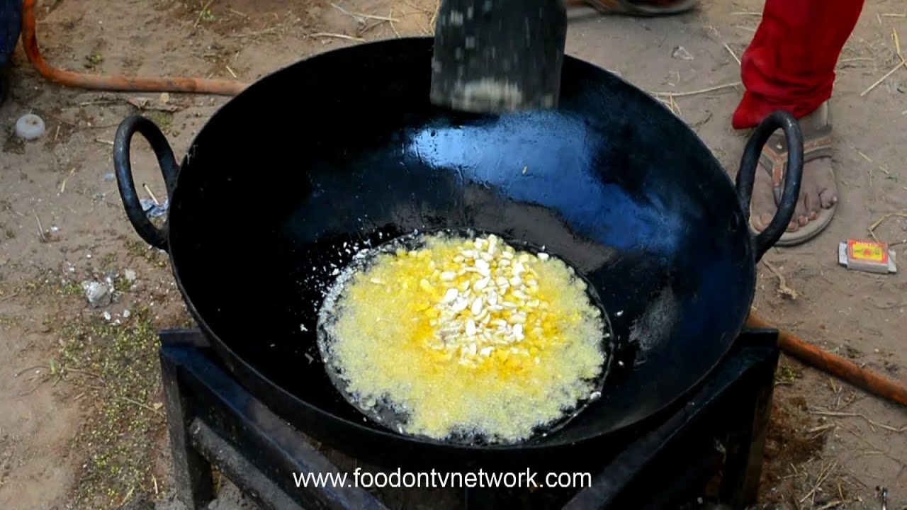 Idli Sambar and Pongal Making | Coking South Indian Food | Street Food in India | Street Food & Travel TV India