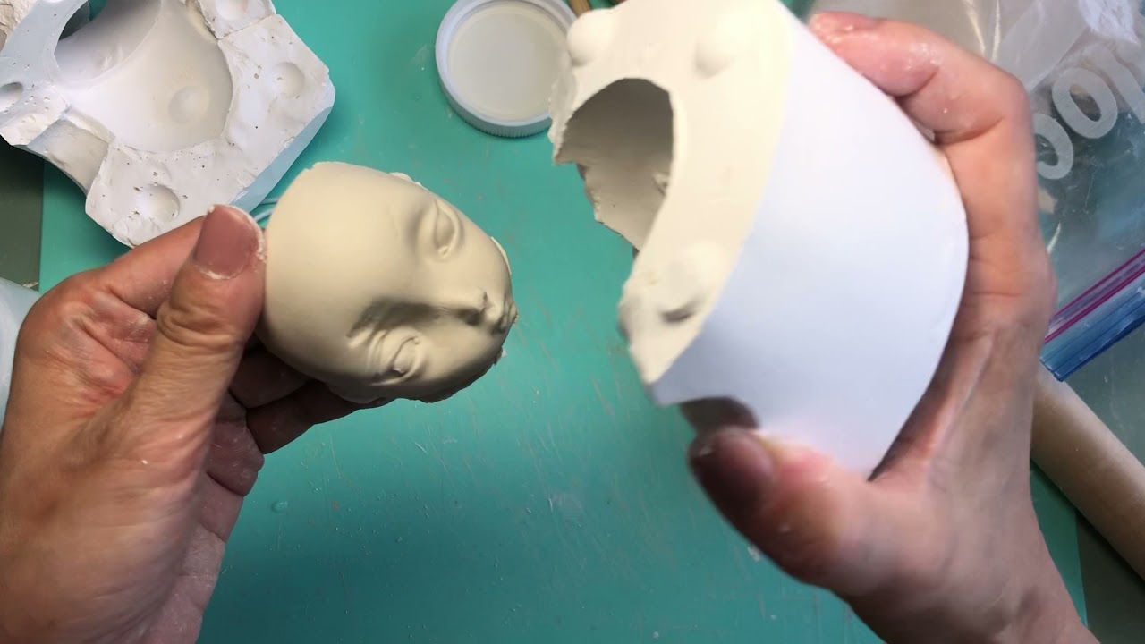 【実験】ビスク用の石膏型に石塑を押しつけて複製してみる。