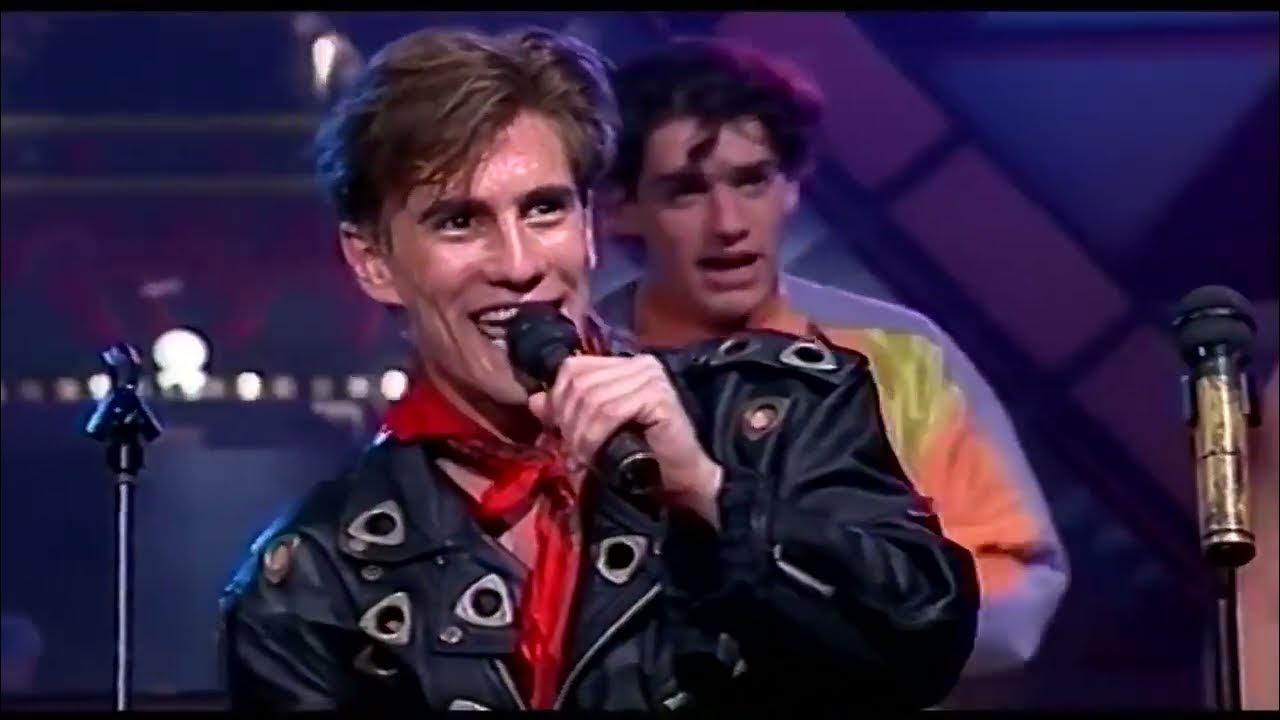 Magneto: "Vuela Vuela" (Programa: Telemanía, 1991, Argentina) Magneto: "Vuela Vuela" (Programa: Telemanía, 1991, Argentina)