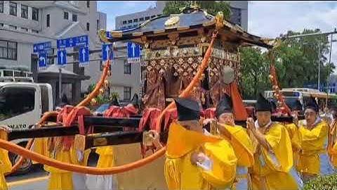 Travel with Nathalie