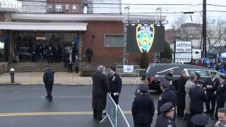 BBC News 5 January 2015 New York police turn backs on mayor at colleague's funeral