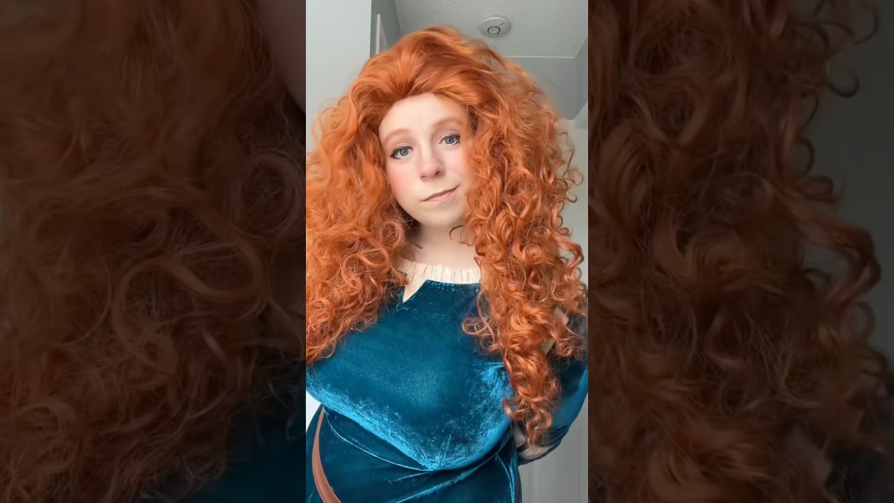 Merida! 🏹 #brave #bravecosplay #merida #meridacosplay #disney #disneycosplay #disneyprincess #xmas