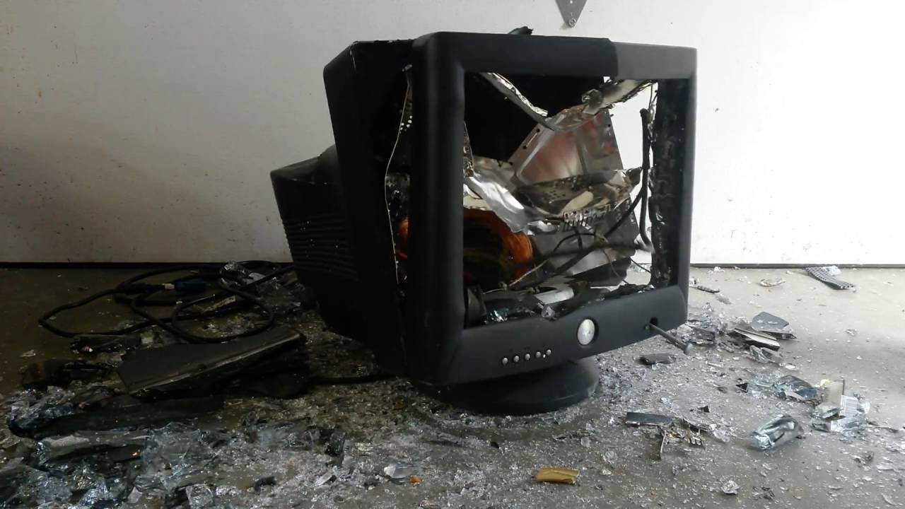 Computer Monitor gets Destroyed - YouTube