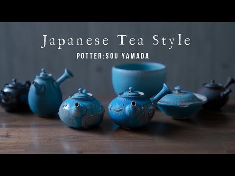 美しい古美術◼️蔵から超可愛らしい淡いブルーの小さな急須が出て来ました。茶道具 hqdefault.jpg