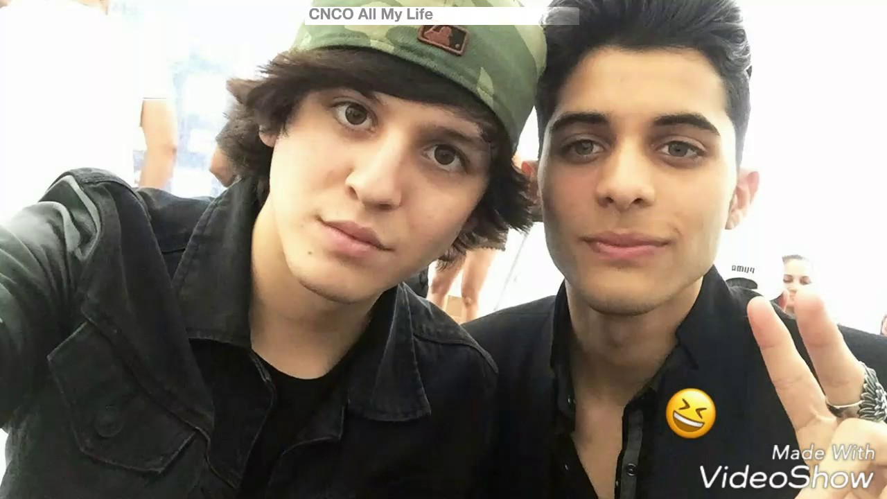 CNCO - Los chicos juegan a ser DJ y se divierten