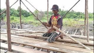 LANJUTAN PEMBUATAN RUMAH KAMBING KELUARGA WANI RANTAU