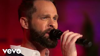 Gaither Vocal Band - There Is A Mountain (Live At Gaither Studios, Alexandria, IN/2020) chords