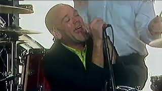 The Vinyl Buzz brings you a YouTube first! This is R.E.M Live at MT...