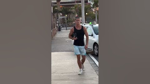 Walk #gay #gyamen #gaycouple #gaystar #gaymovies #lgbt #gym #gayshort #lovemen #gaydrama #gayfamily