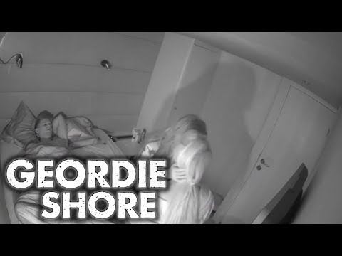 Geordie Shore Season 11 | Charlotte and Chloe Lesbian Kiss For Gaz!! | MTV