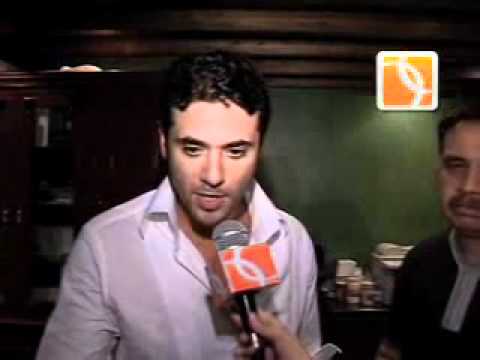 أحمد عز فى حوارمع إيجى فيلم فى العرض الخاص لفيلم الشبح 