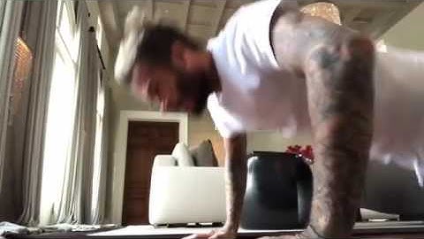 David Beckham #22PushUpChallenge