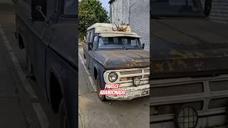 está vieja la camioneta, pero sigue funcionando #shortsviral #clasico #leyenda #camioneta #auto