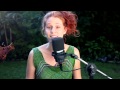 La Jardinera - Violeta Parra (voz, bajo y percusión)