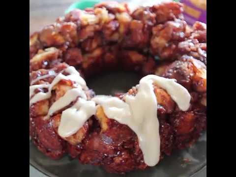 Easy Cinnamon Roll Monkey Bread