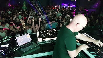 Stephan Bodzin LIVE playing Powers of Ten | V/AGE . LIVE Lisboa