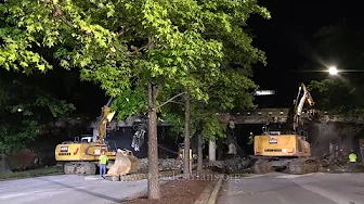Pedestrian Bridge Demolition, Columbia