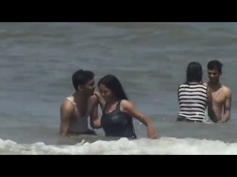 Georgeous Beach Naked Girl Videos - Indian Most Beautiful Beach | New couple enjoying in Goa Beach